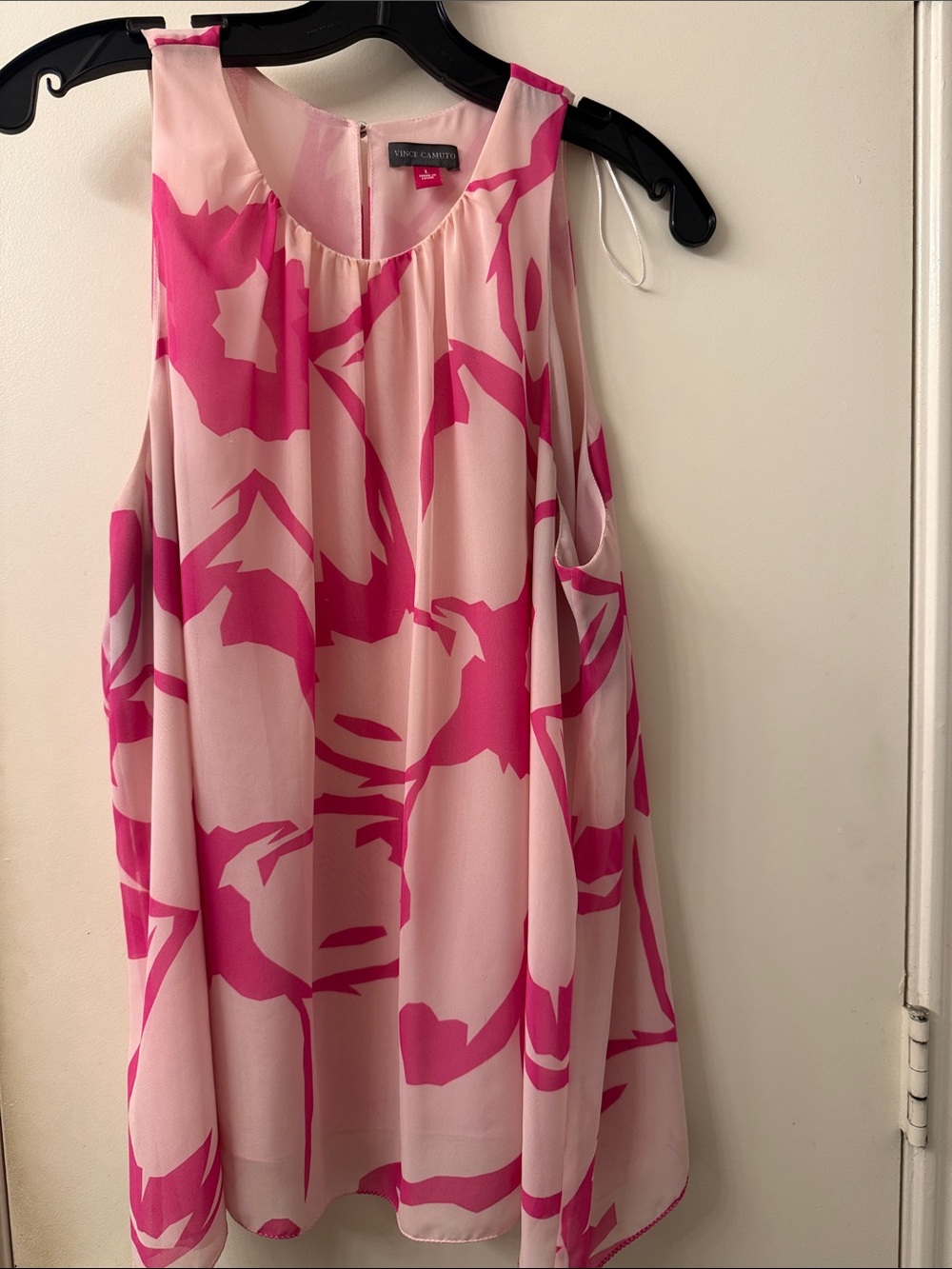 Vince Camuto Pink Floral Print Sleeveless Tank